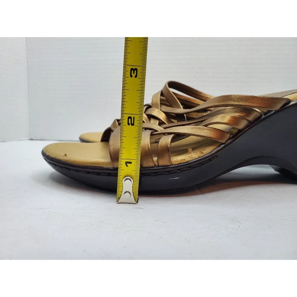 Y2K Sandals Merona Gold Small Heel Wedge‎ Size 9 Fast Shipping